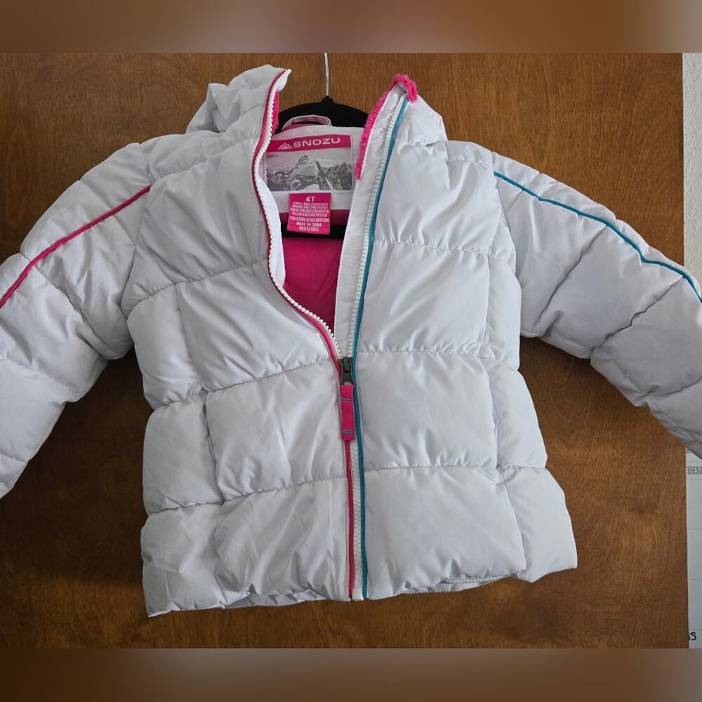 Snozu White Puffer Jacket with Pink and Blue Trim